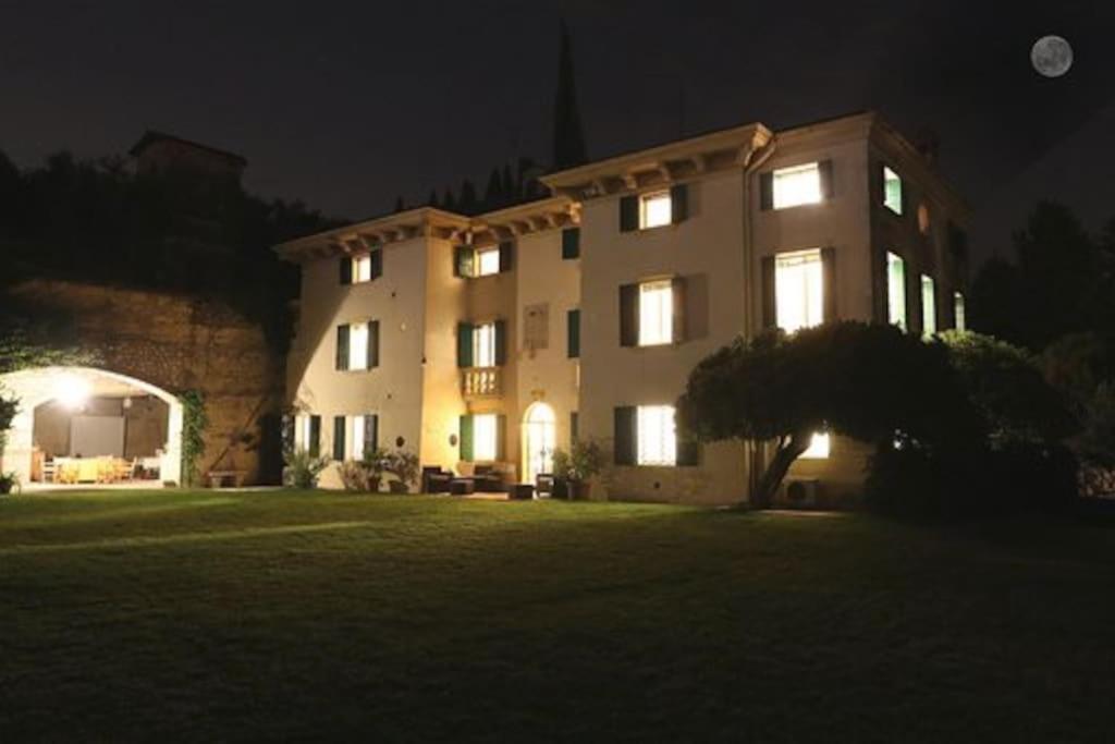 Villa Le Grotte - Verona, Verona